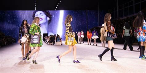 louis vuitton boom|Louis Vuitton runway show.